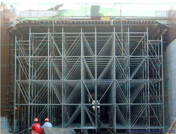 內蒙古盤扣式腳手架租賃(圖1) 內蒙古盤扣式腳手架租賃(圖1)